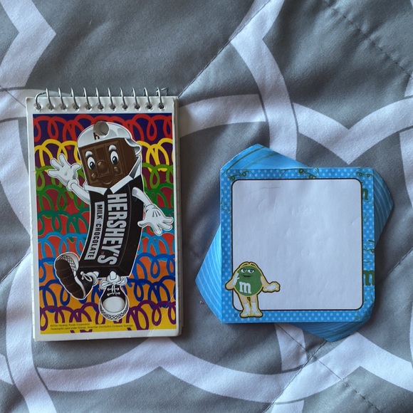 NEW assorted lot of 12 different and unique notepads! - Picture 4 of 8